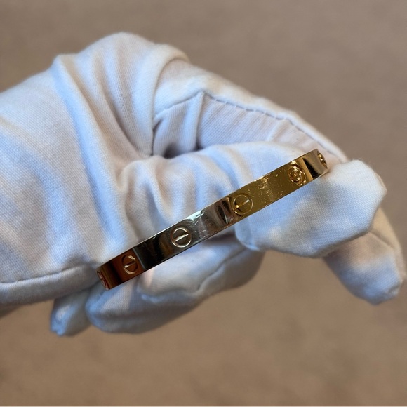 Cartier Classic Love Bracelet - Picture 7 of 10